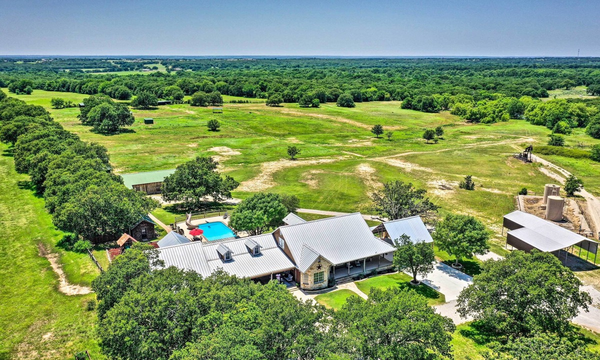 Sunset House | 2 Home Retreat on 29 Acres: ‘Sunset Ranch’