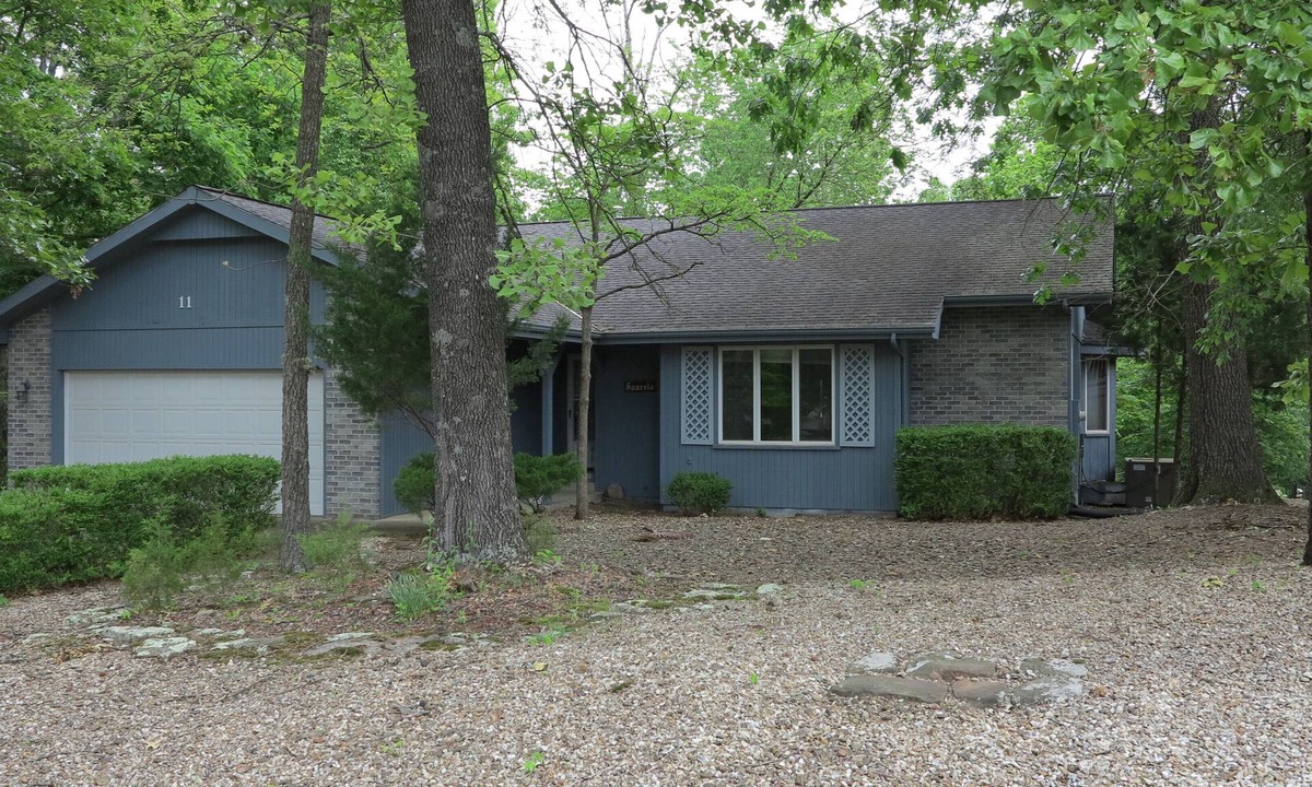 Bella Vista House | 3 BR house close Bike Trails, OZ Trails Bike Park, Crystal Bridges