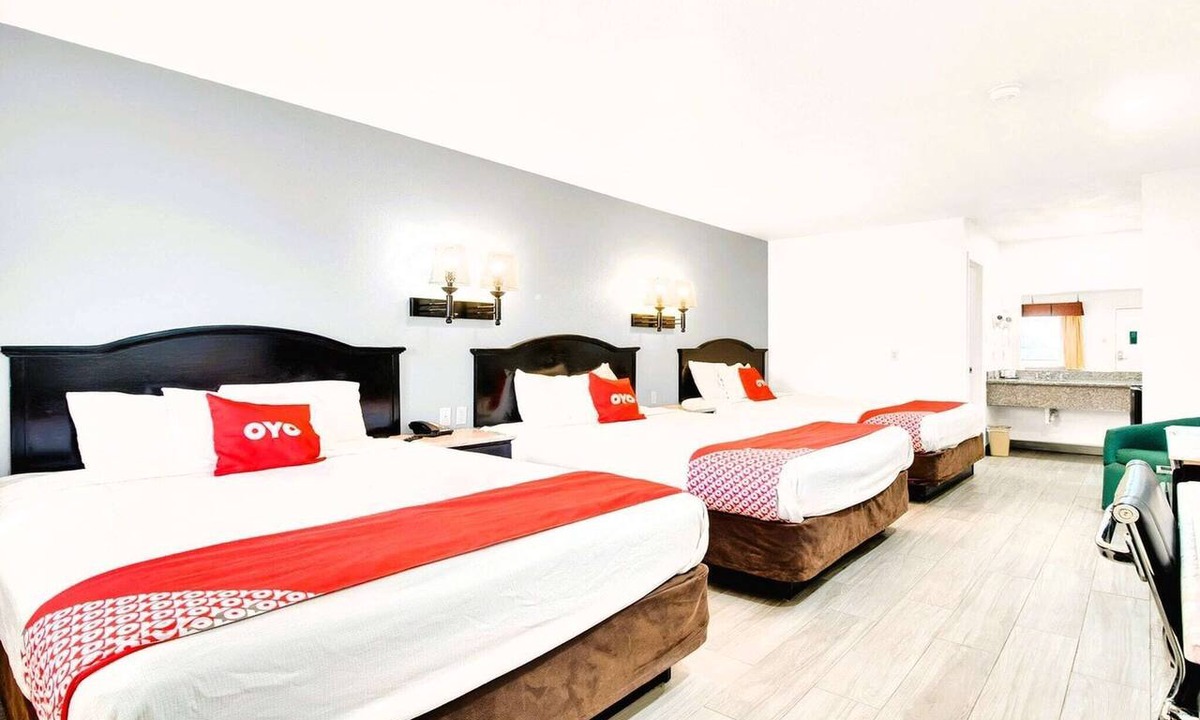 Three Rivers Apartment | 3 Queen Bed | Three Rivers TX