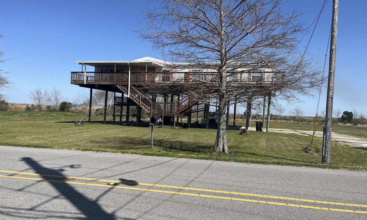 Delacroix House | 4-Bedroom Home, Delacroix Hwy, Great Fishing, AC, WIFI
