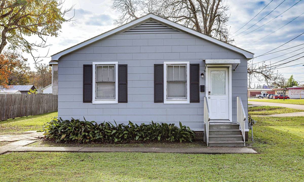 Port Allen Apartment | 4 Mi to Baton Rouge: Charming Duplex Apartment