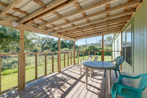 Rockport House | 4 Mi to State Park: Peaceful Rockport Home w/Yard