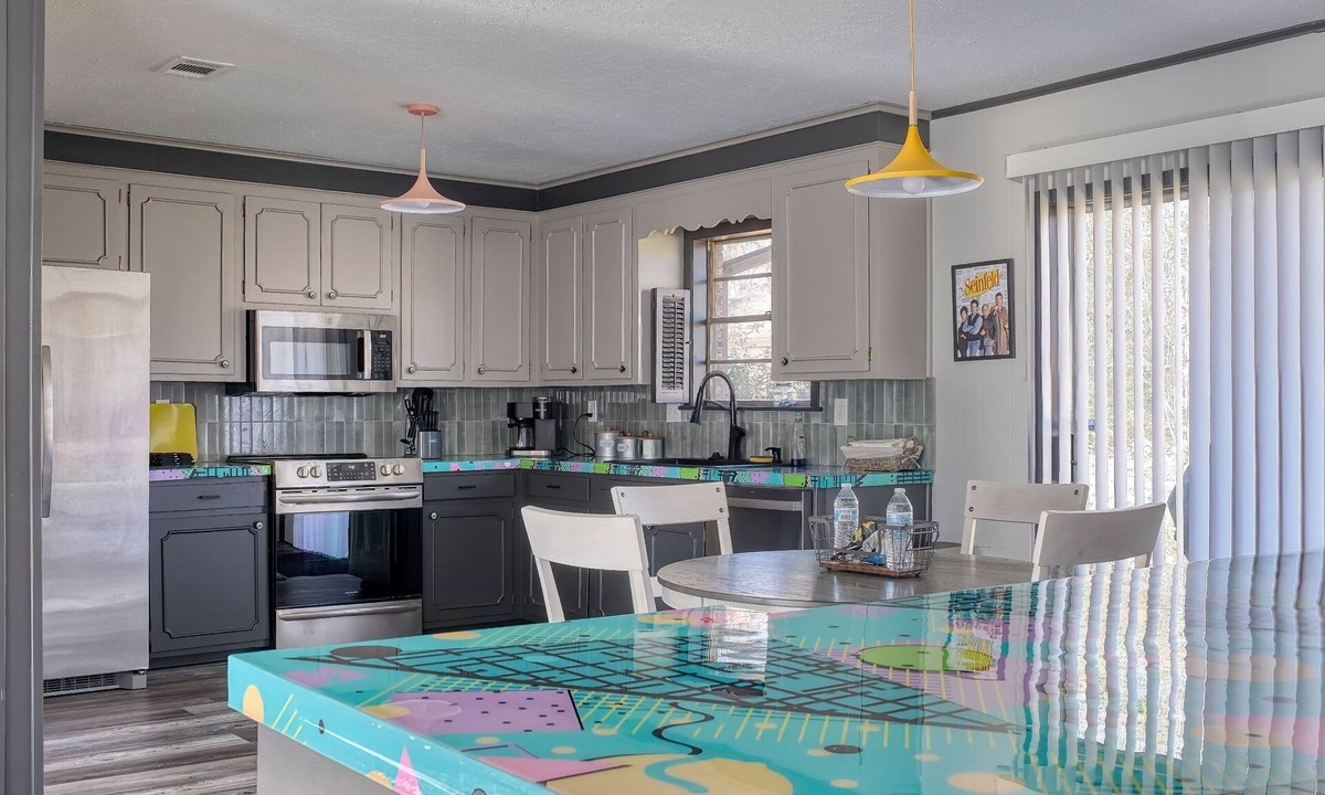 Pearl House | 90s themed, secret game room, basketball & pickleball court