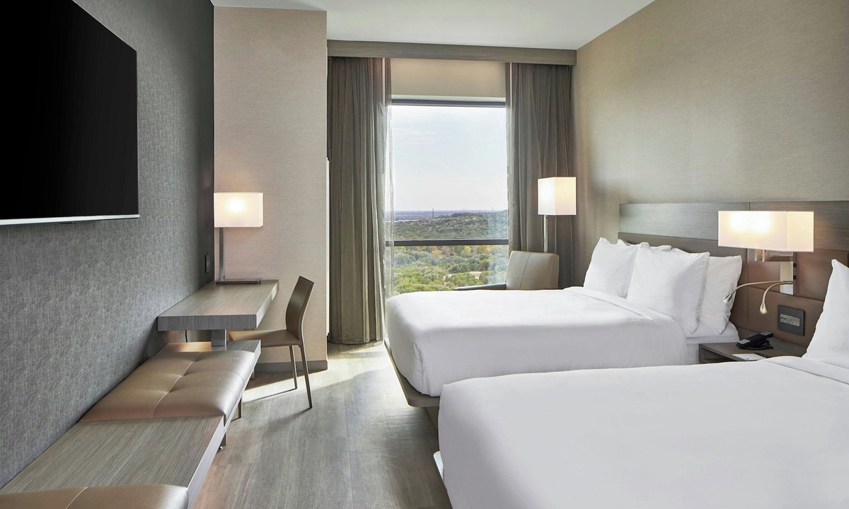 West Oak Hill Hotel | AC Hotel by Marriott Austin Hill Country