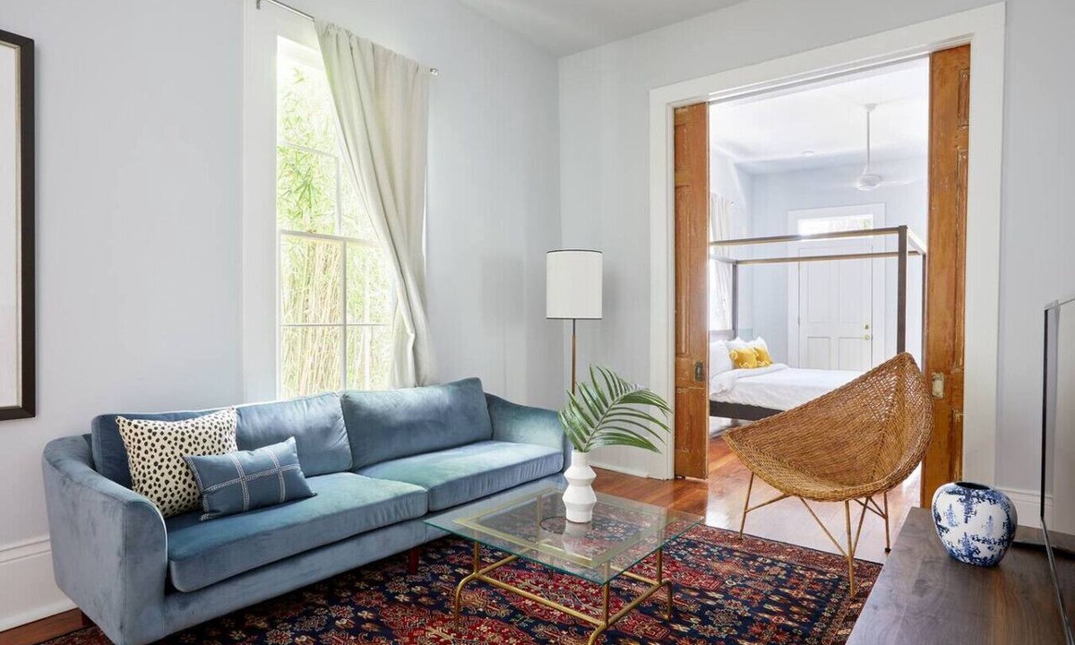 Uptown Historic District Apartment | Airy Magazine St Apt, Walk to Shops & Restaurants