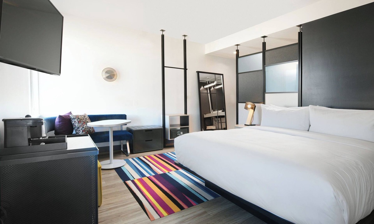 Euless Hotel | Aloft by Marriott Dallas Euless