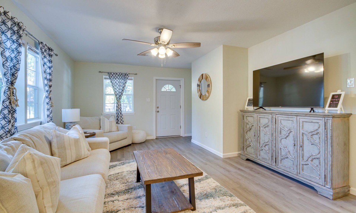 Gulfport House | Ample Trailer/RV Parking! Family Home in Gulfport
