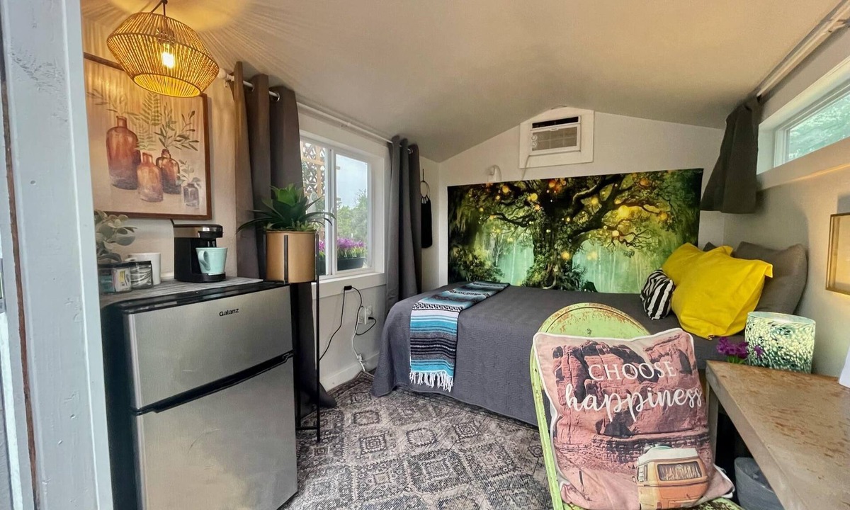 Dripping Springs Cabin | Awaken Cabin @ 13 Acres - Yoga/Hike/Meditate