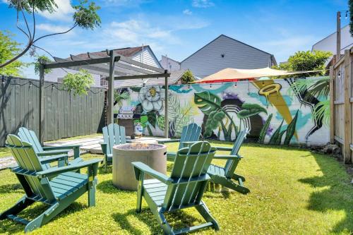 Treme House | Backyard fire pit Jazz Fest & Saints ready