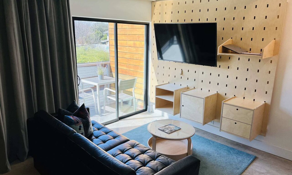 Kessler Apartment | Bardo Lofts Suite 302