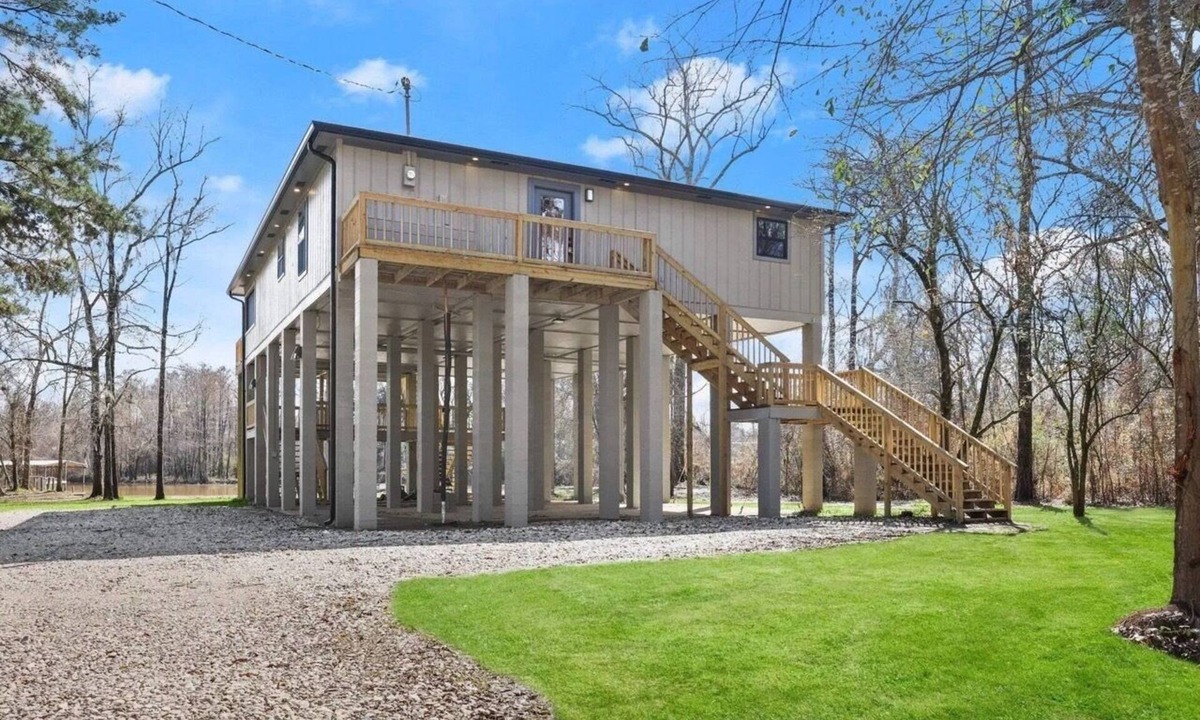 Denham Springs House | Baton Rouge River Home Getaway