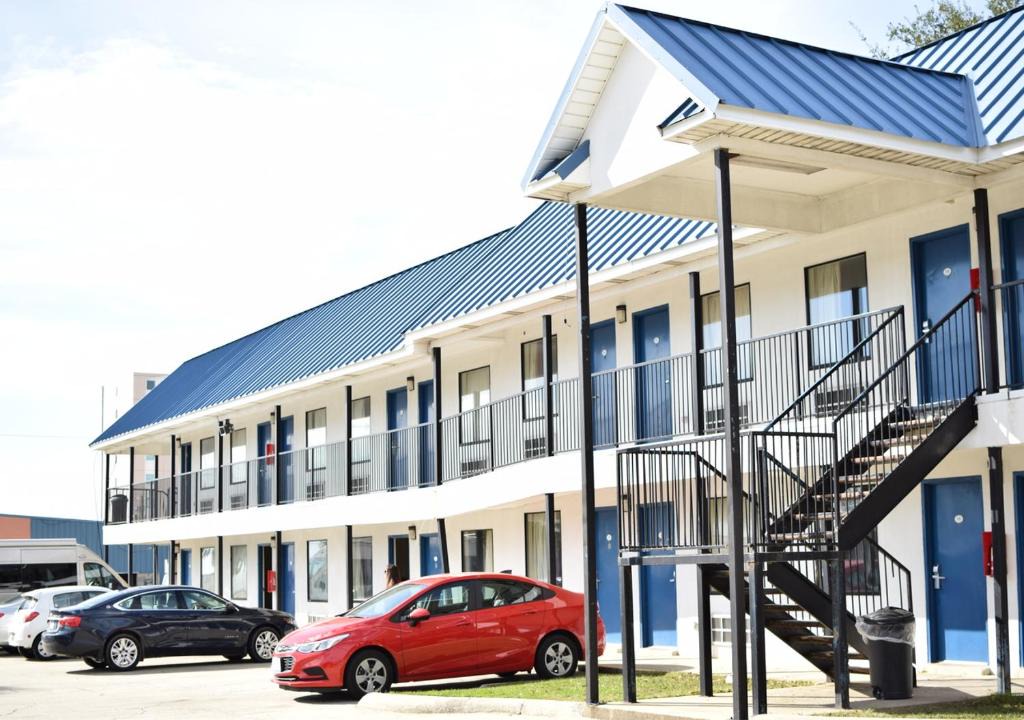 Biloxi Hotel | Bayfront Inn Biloxi