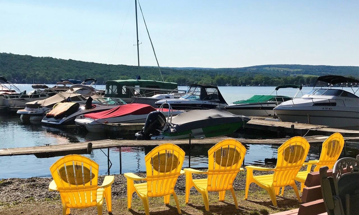 Conesus Hotel | Beachcomber Inn