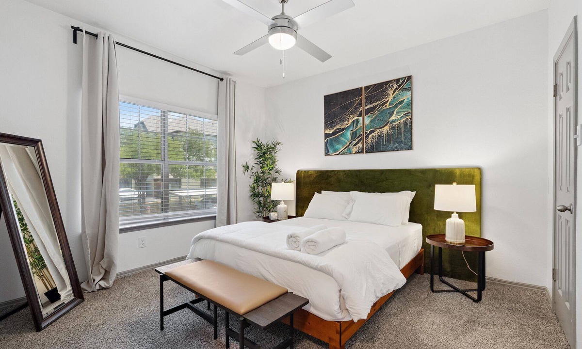 North Burnet Apartment | Beautiful 1BR Next to The Domain f6k2