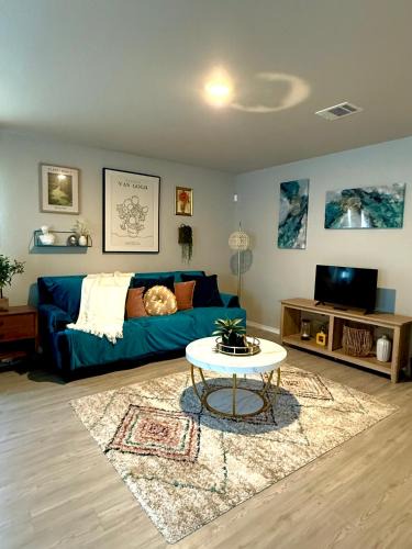 San Antonio House | Beautiful home eight minutes away from Brooks corner shopping center and hospital