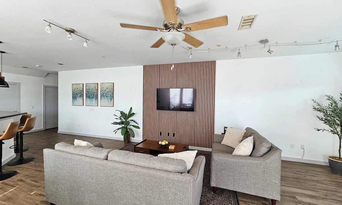 Midtown Condo | Beautiful Midtown Modern retreat