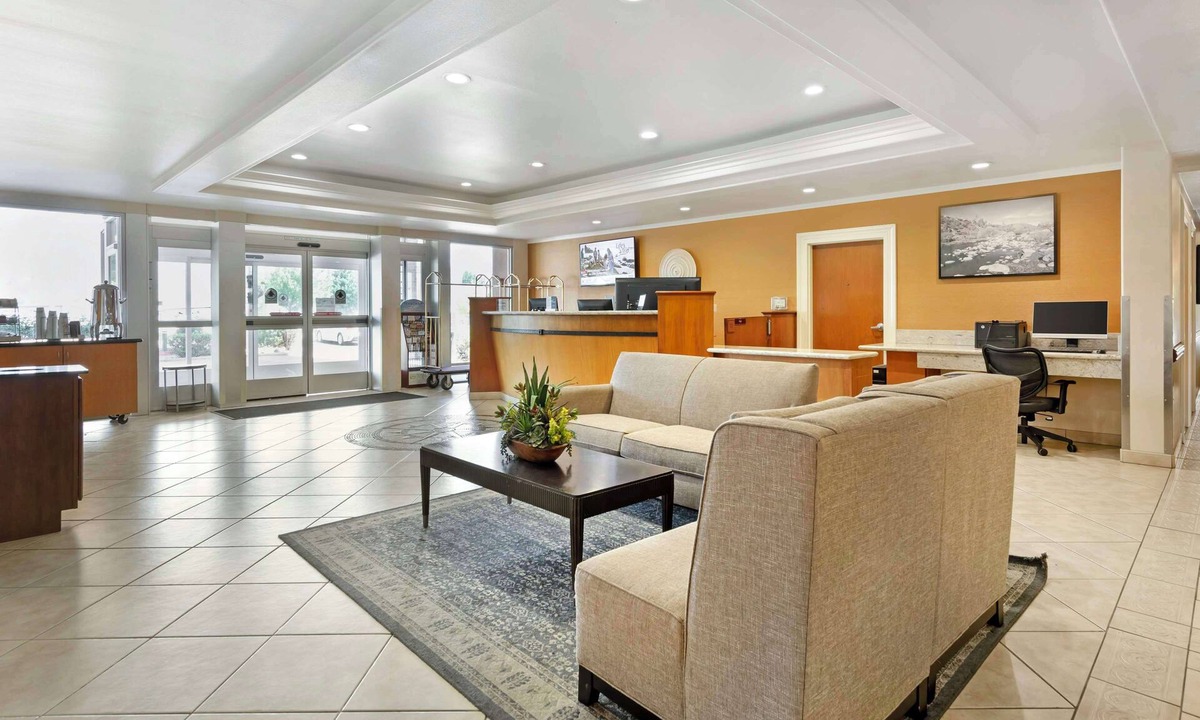 Tehachapi Hotel | Best Western Plus Country Park Hotel