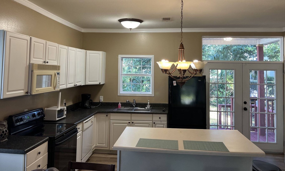 Biloxi House | Biloxi Private Neighborhood