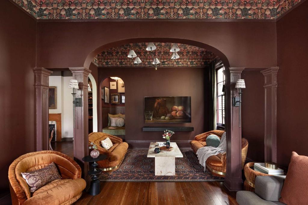 Faubourg Marigny House | Boutique 9BR Home with Pool Steps from French Q