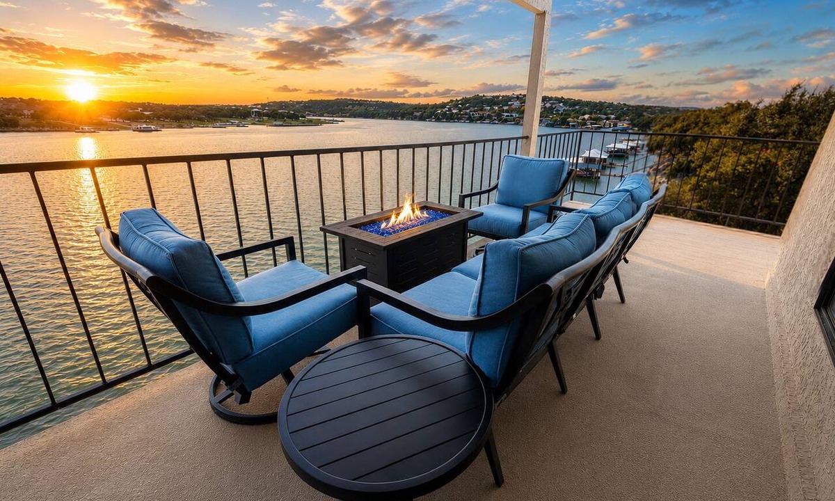 Briarcliff Condo | Breathtaking Views Above Lake Travis, Close To Austin w/Pool & Hot Tub