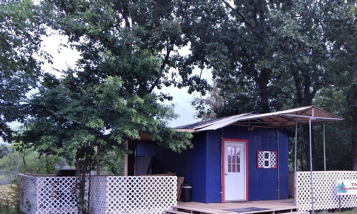 Antlers Cabin | Bunkhouse Cabin @ Rock'n O Ranch
