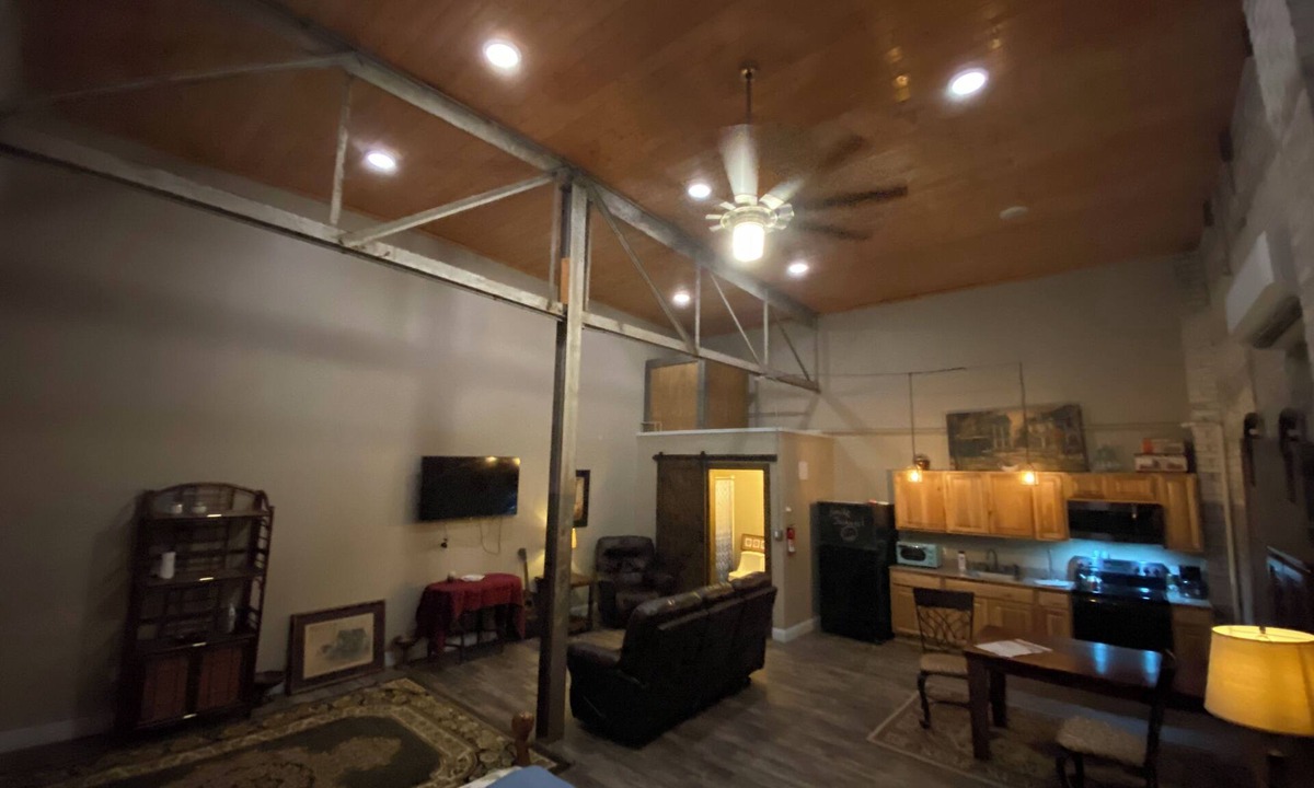 McComb Apartment | Business Traveller, specialnnthe Bottle Works Suite @ The NEHI Bottling Co.