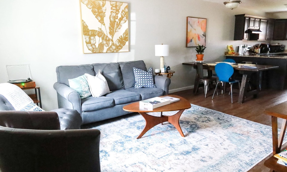 Lake Charles House | “Ca C’est Bon”