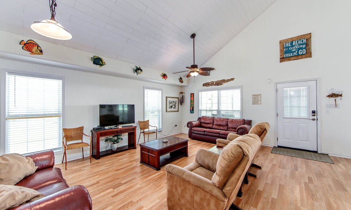 Grand Isle House | Cajun Yacht Club: Coastal Realty Group