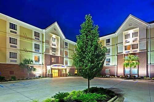 Hattiesburg Hotel | Candlewood Suites Hattiesburg, an IHG Hotel