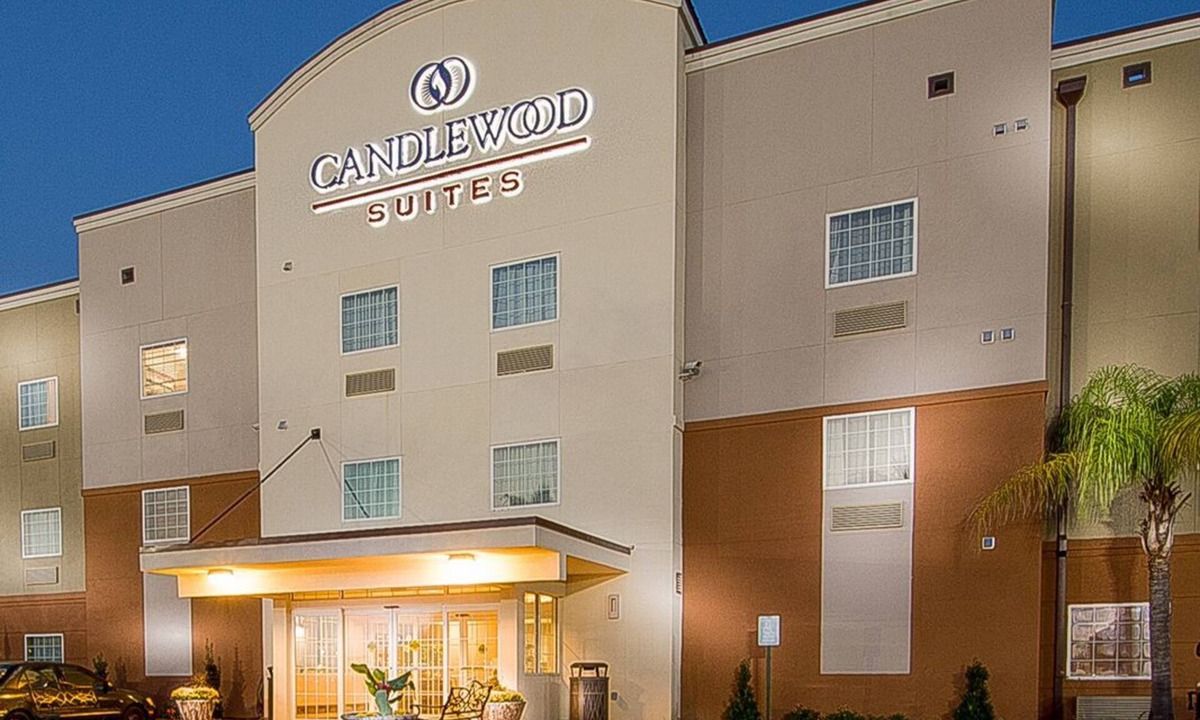 New Iberia Hotel | Candlewood Suites New Iberia by IHG