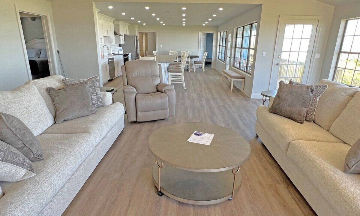 Grand Isle House | Captain Black - Beachfront - Island Realty