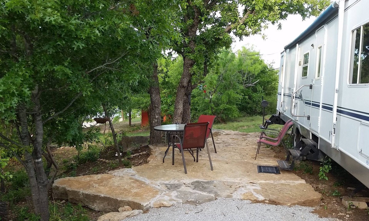 Cisco House | Captain's RV @ Lake Cisco Rentals