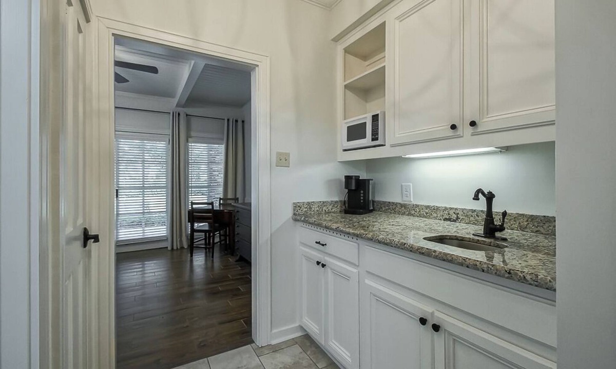 St. Francisville Condo | Charming 1-bed condo for weekly or extended stays