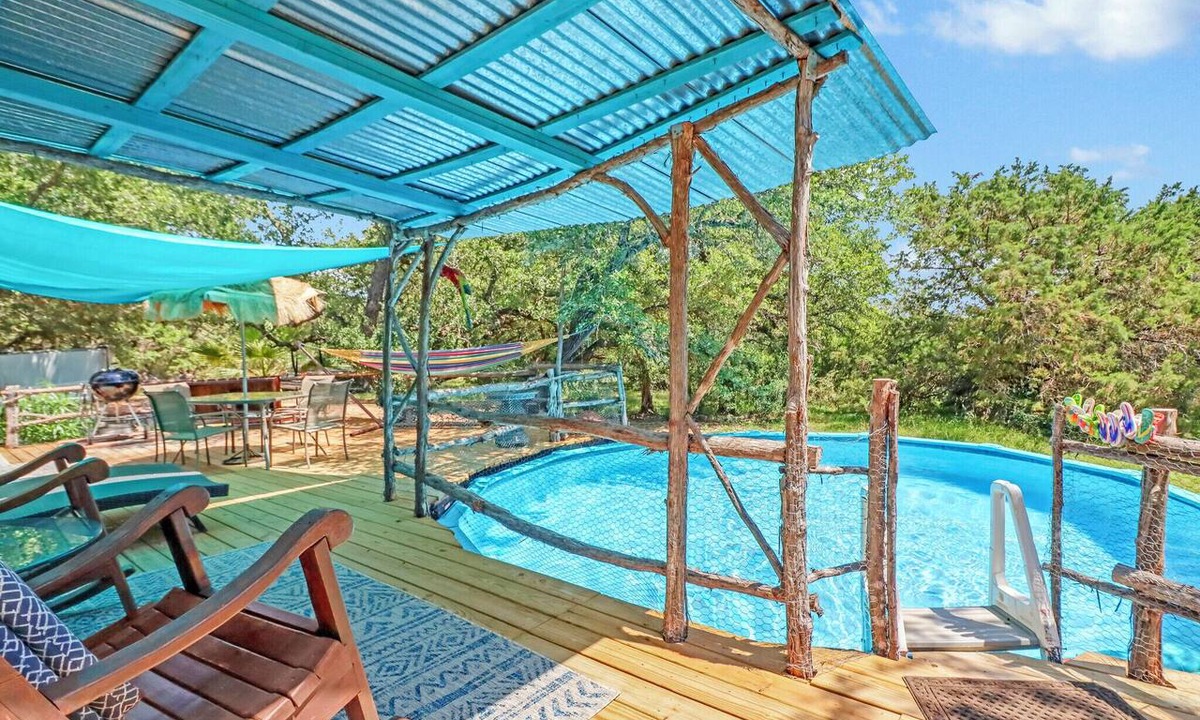 Johnson City House | Charming 2 bedroom cottage with private pool in the heart of the Texas Hill Coun