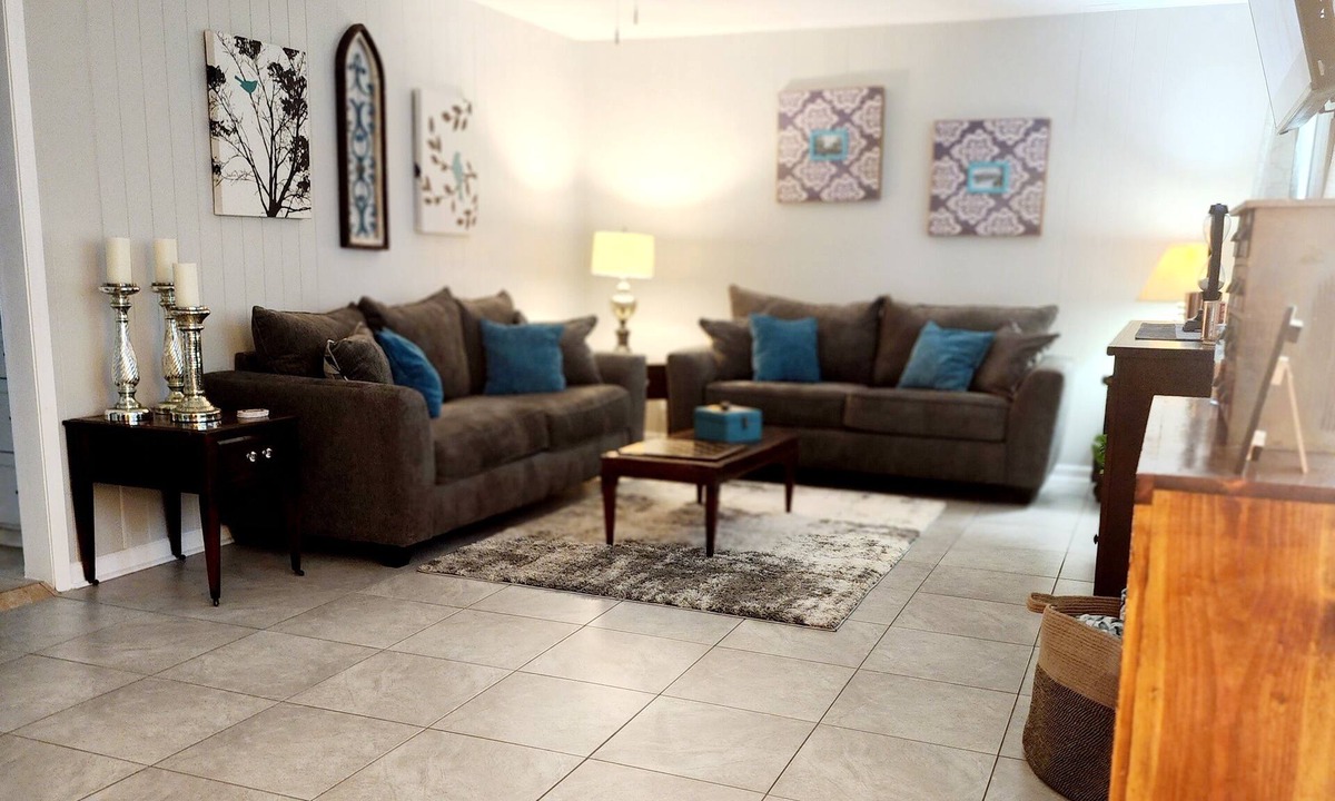 North Shore House | Charming 3-bedroom house with WiFi and AC in enchanting Houston