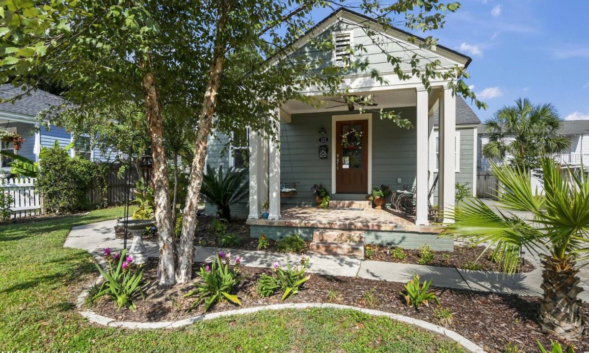 Biloxi House | Charming Coastal Home with Pool and Walk-to-beach Access