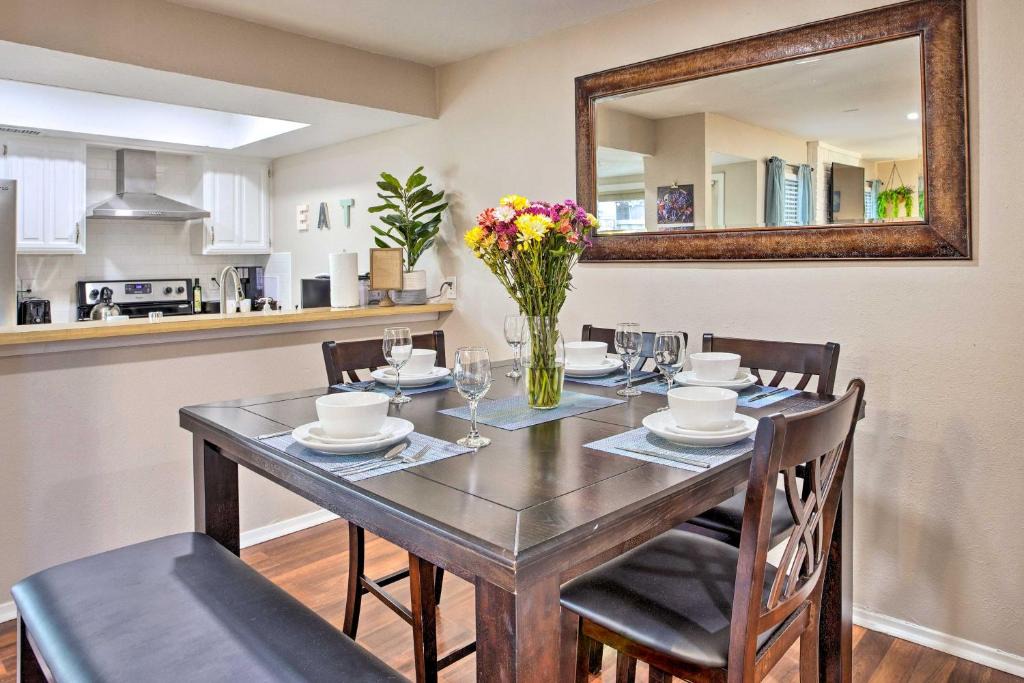 Garland House | Charming Garland Home about 18 Mi to Dtwn Dallas