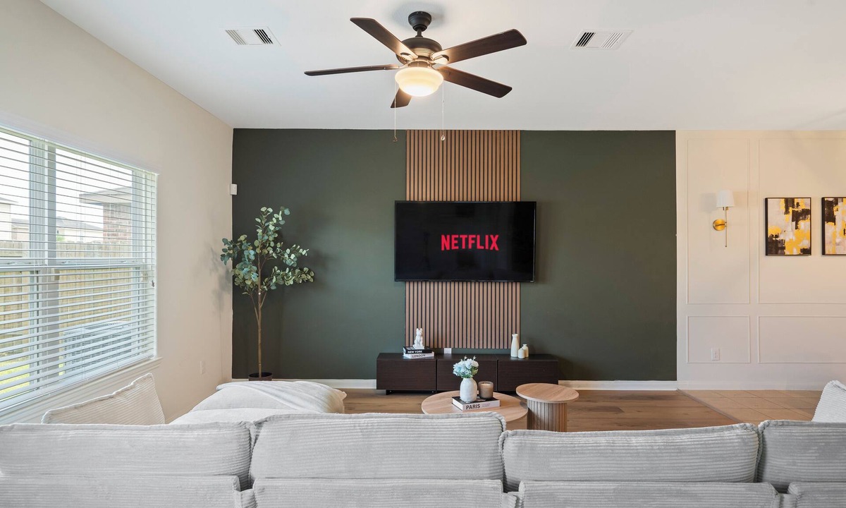Humble House | Chic and Cozy 5 bedroom house w 10 minutes to IAH