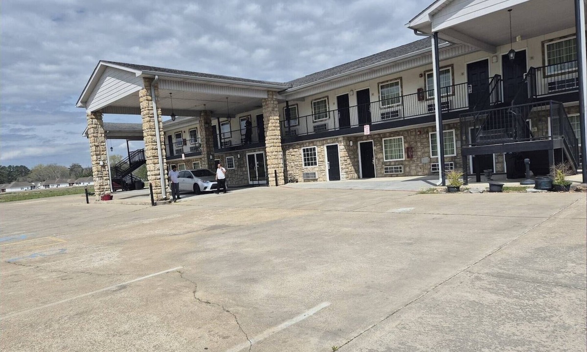 Chickamauga Apartment | Chickamauga|2 Queen Bed Suite