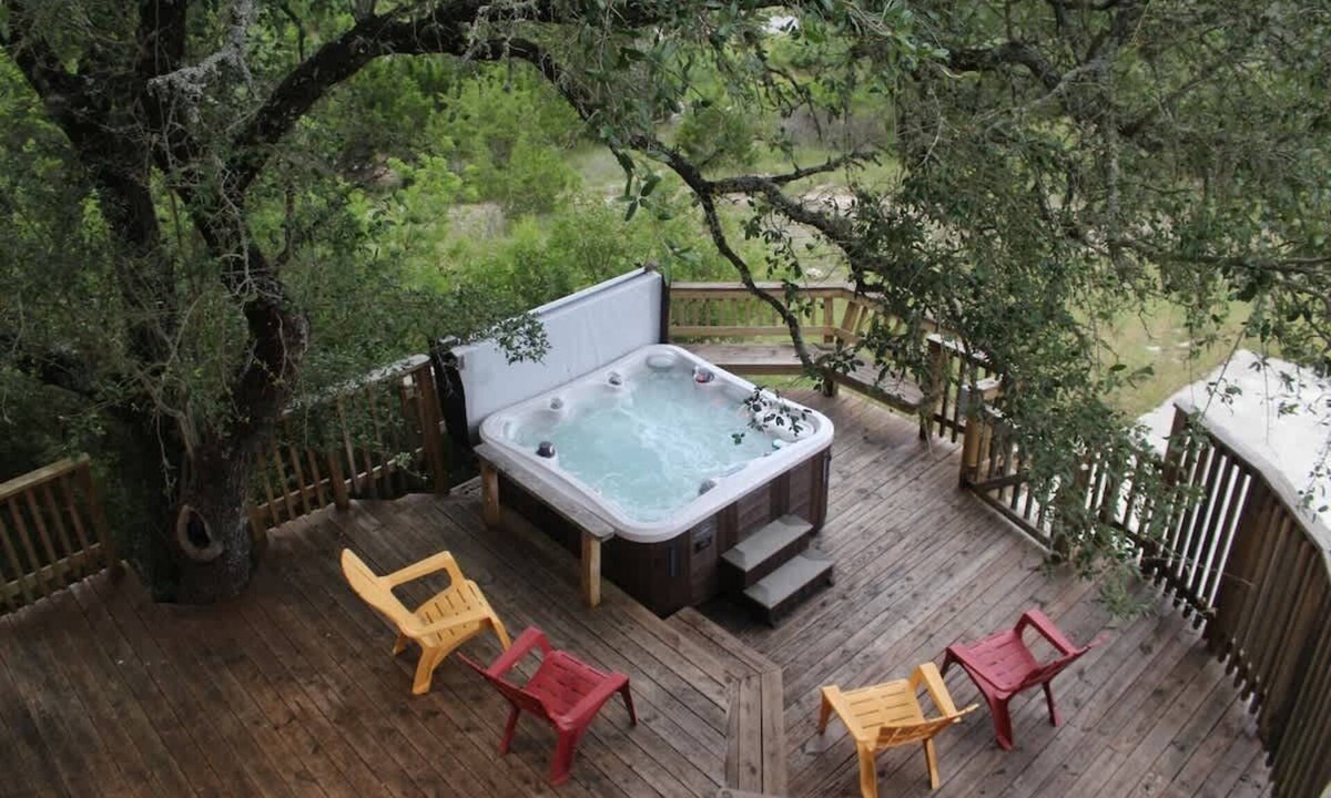 Canyon Lake House | CL 1233 Villa at Canyon Lake. The lake is back 100%
