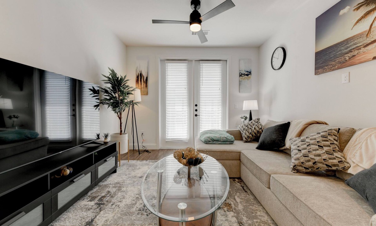 Hancock Apartment | ClassicUnit @ The City of Legends/Downtown Atx