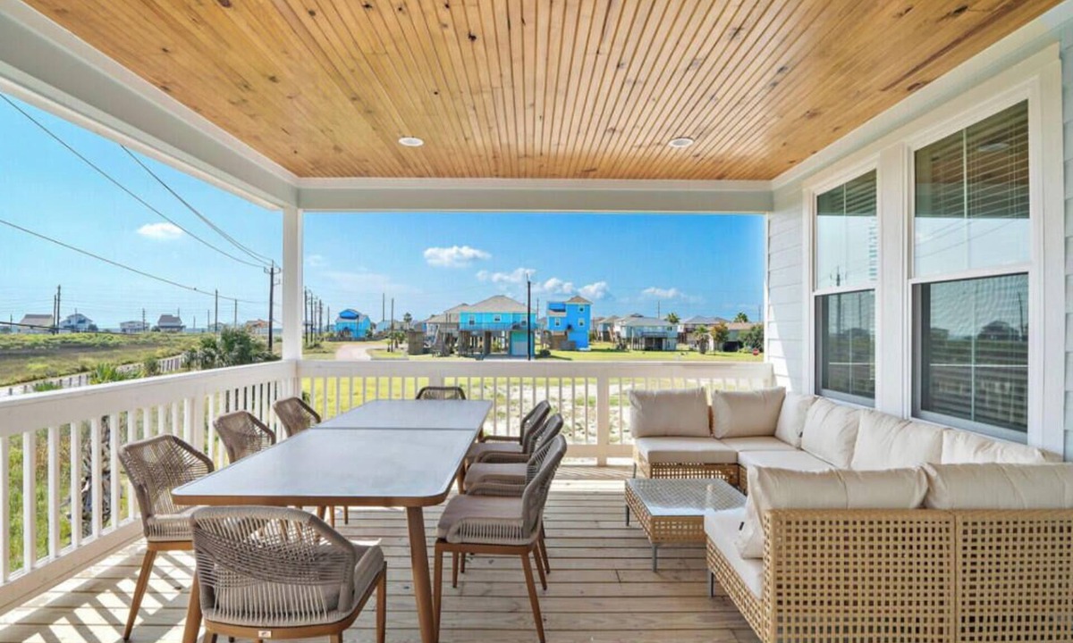 Terramar Beach House | Coastal 4-Bedroom Gem, Near the Beach