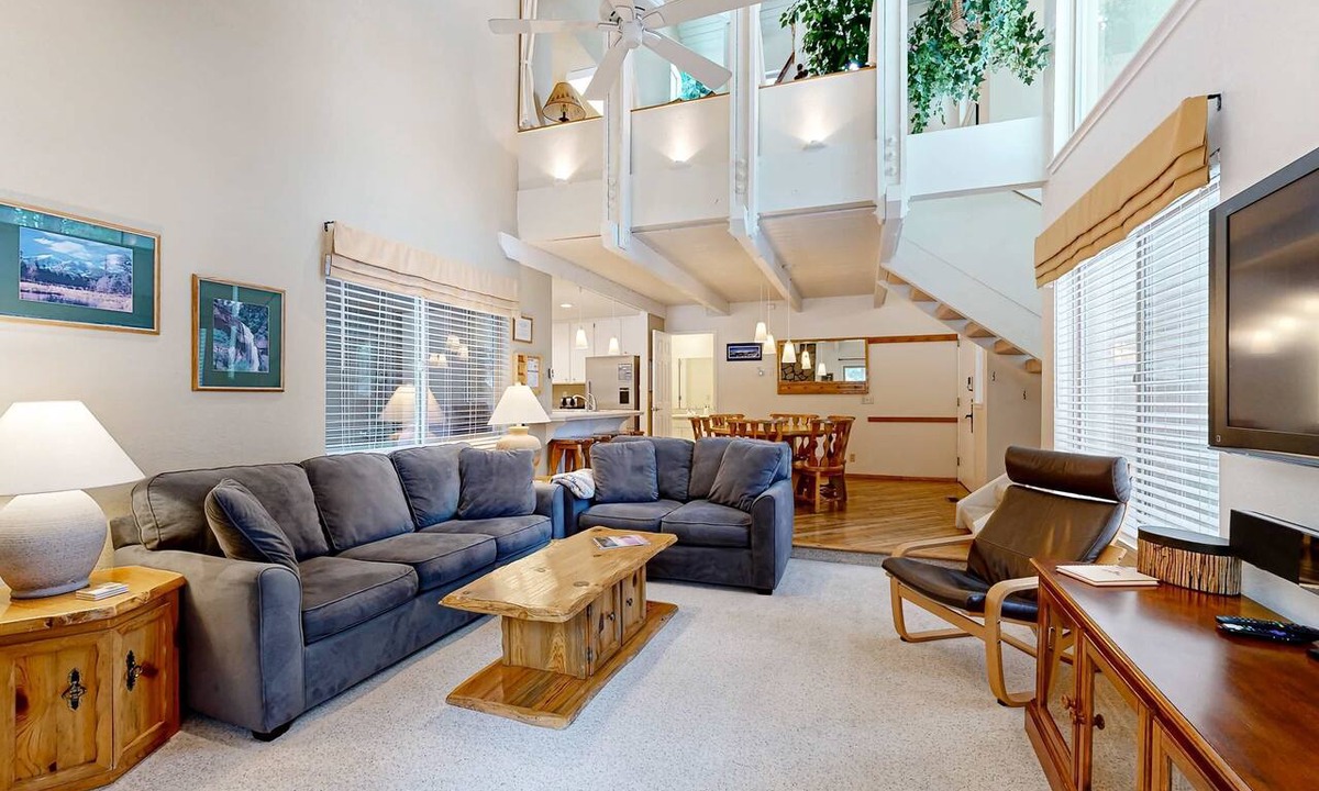 Tennis Village House | Comfortable condo with shared pool, SHARC passes, trails, and more!