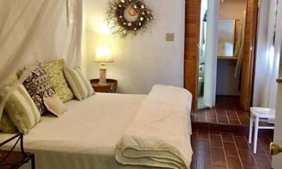 Bay Front To La Porte Apartment | Condo near Kemah Boardwalk