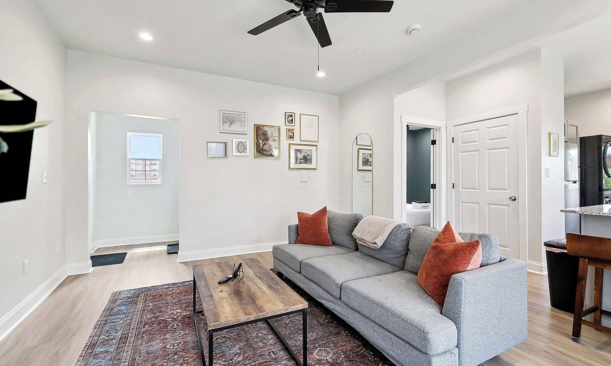 Main Street Historic District Apartment | Cottage Vibes in the City - 1BD, 2nd Floor