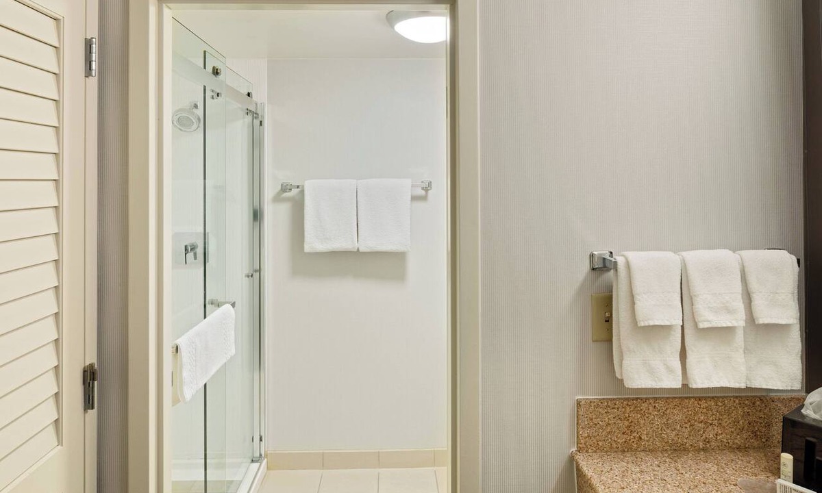 Blue Ash Hotel | Courtyard by Marriott Cincinnati Blue Ash