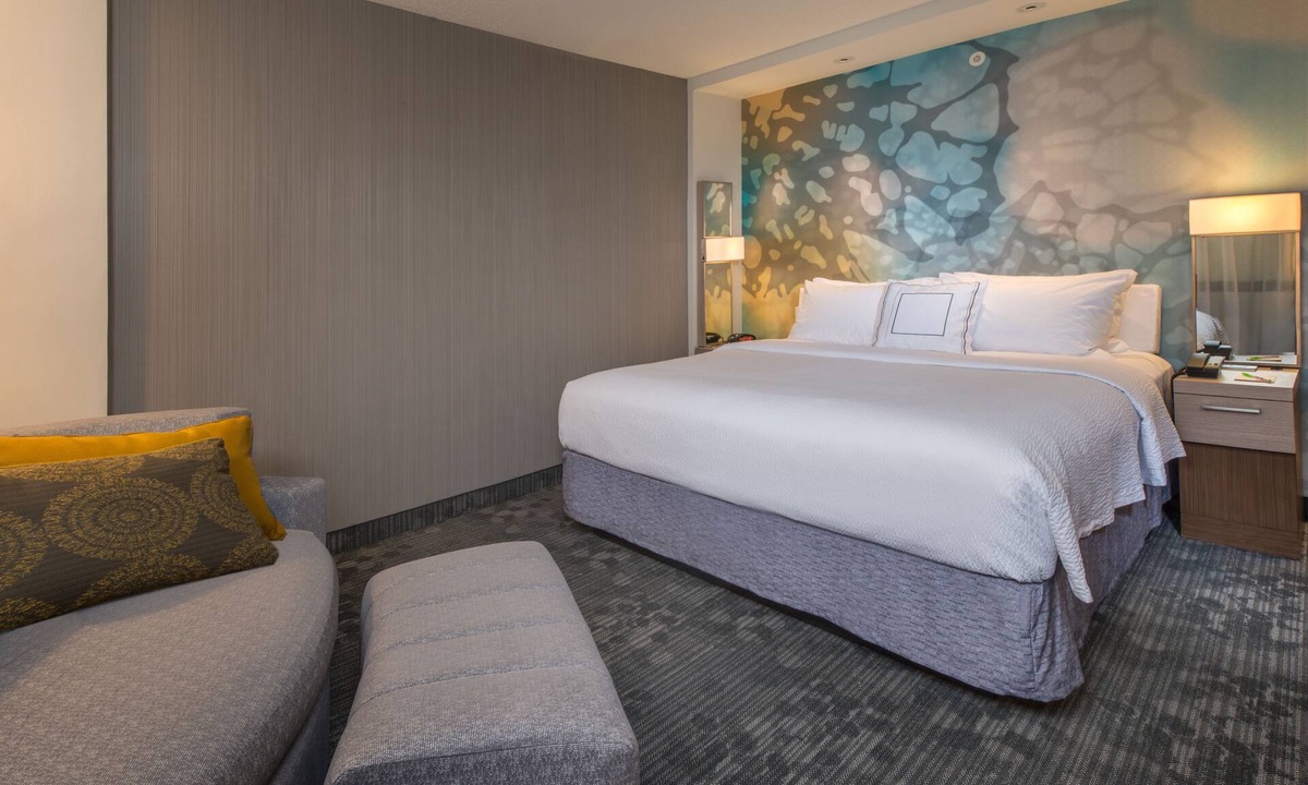 The Colony Hotel | Courtyard by Marriott Dallas Plano/The Colony