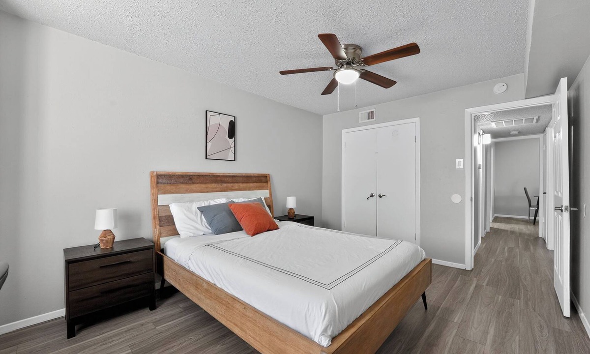 Lake Highlands Apartment | Cozy 2 Bed 2 Bath Getaway | The Paxton