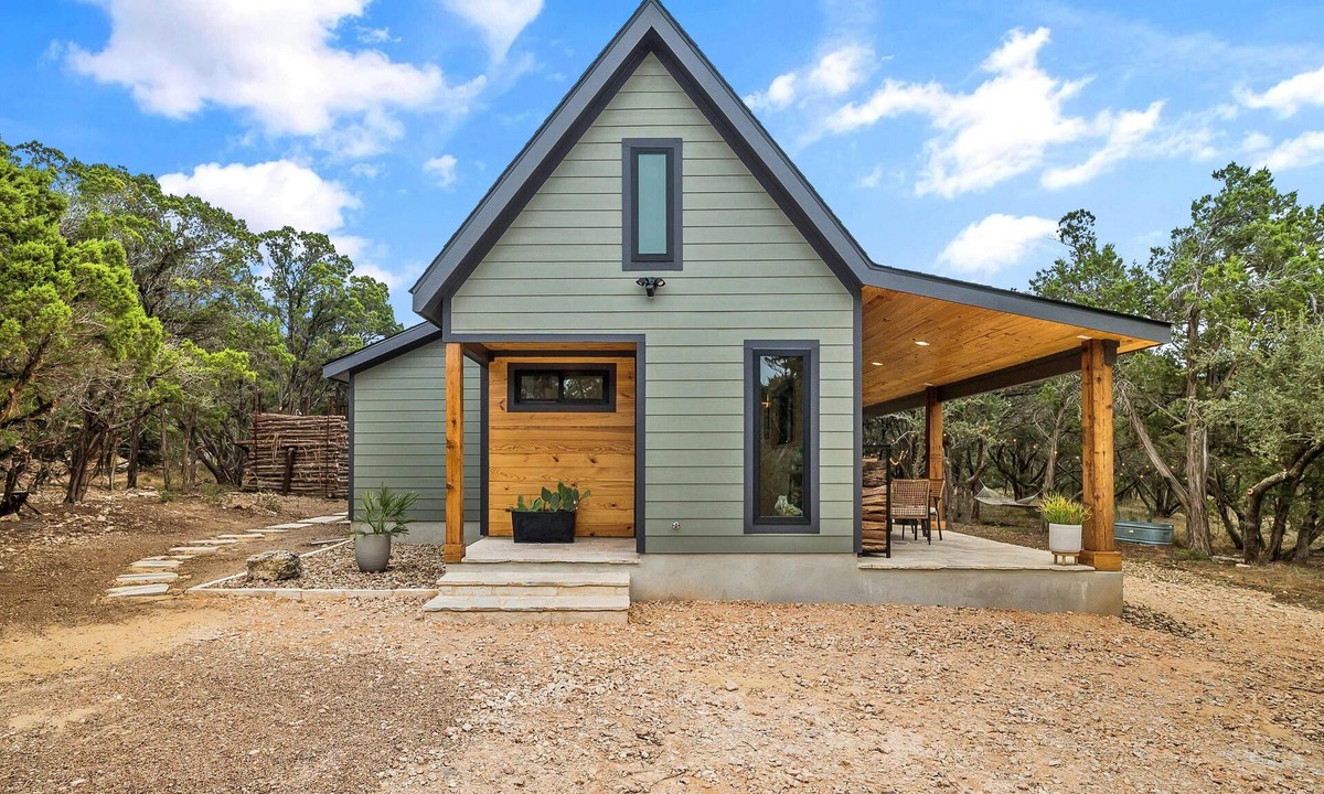 Wimberley Cabin | Cozy 2-bedroom cabin in serene Wimberley with WiFi, AC