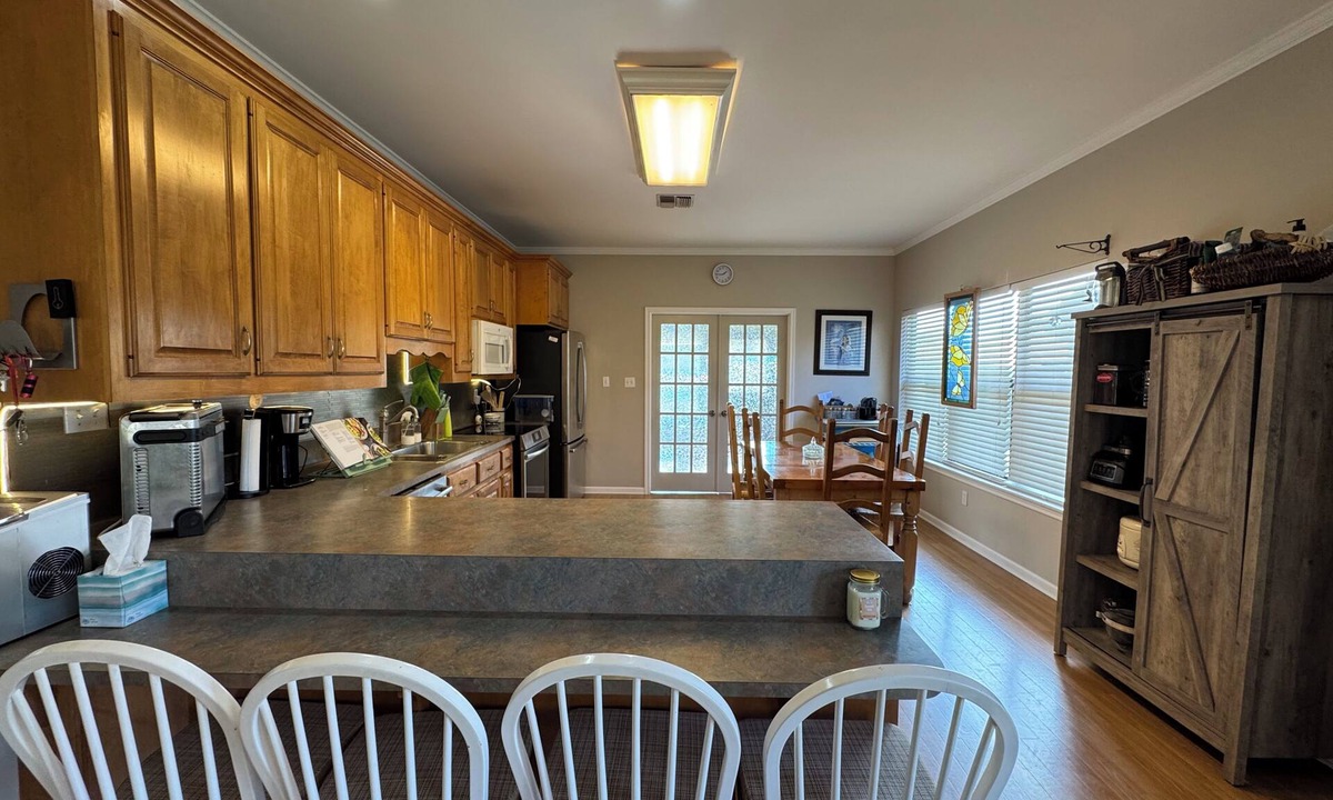 Milton Cottage | Cozy 2-bedroom cottage with AC in welcoming Lafayette